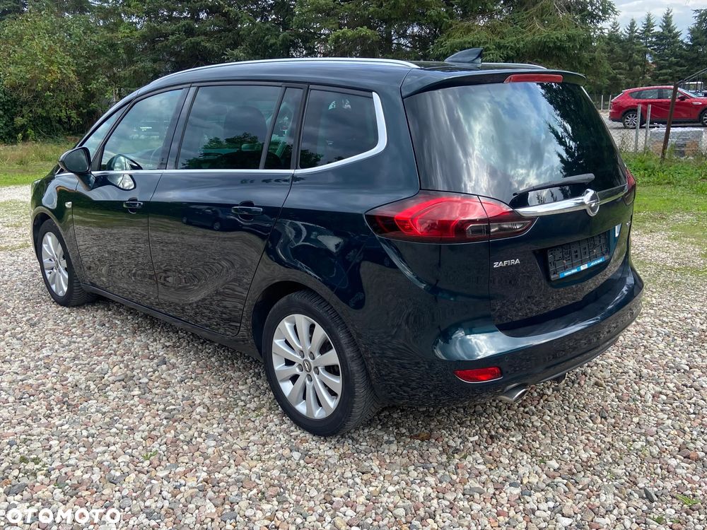 Opel Zafira - 10
