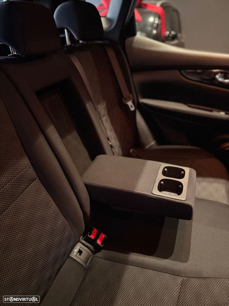 Nissan Qashqai 1.2 DIG-T 360 Xtronic - 40