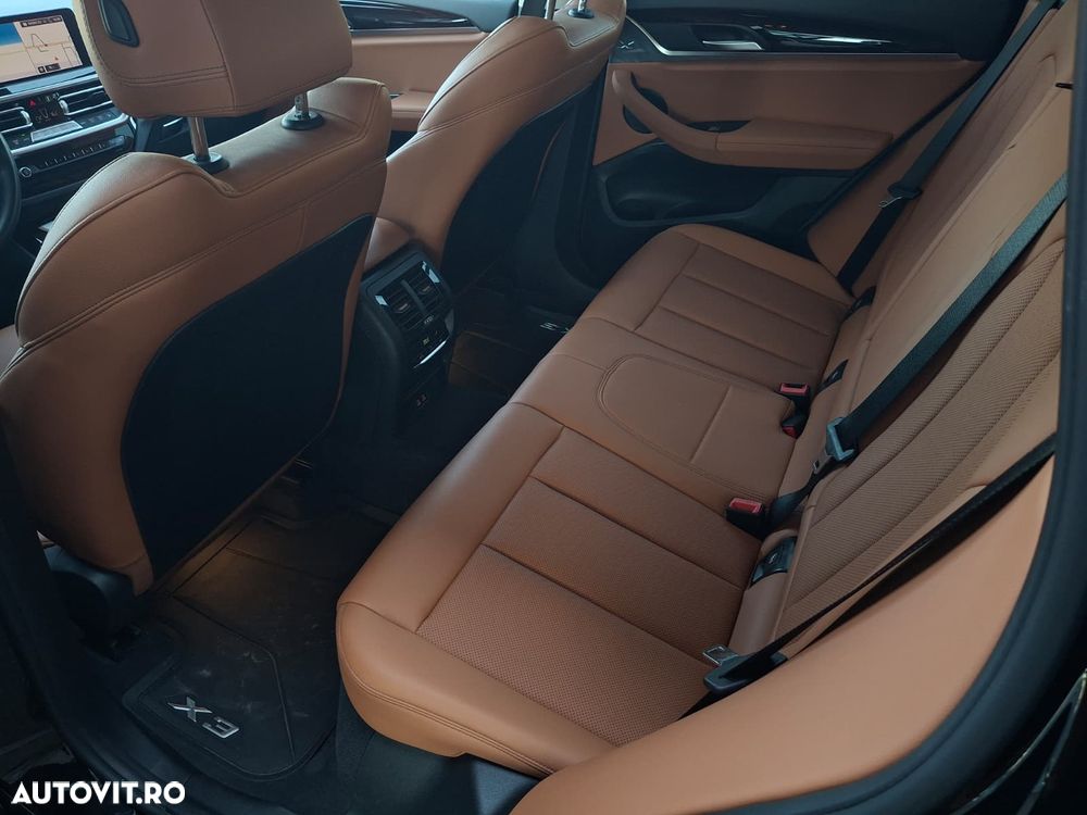 BMW X3 xDrive20i AT MHEV - 16