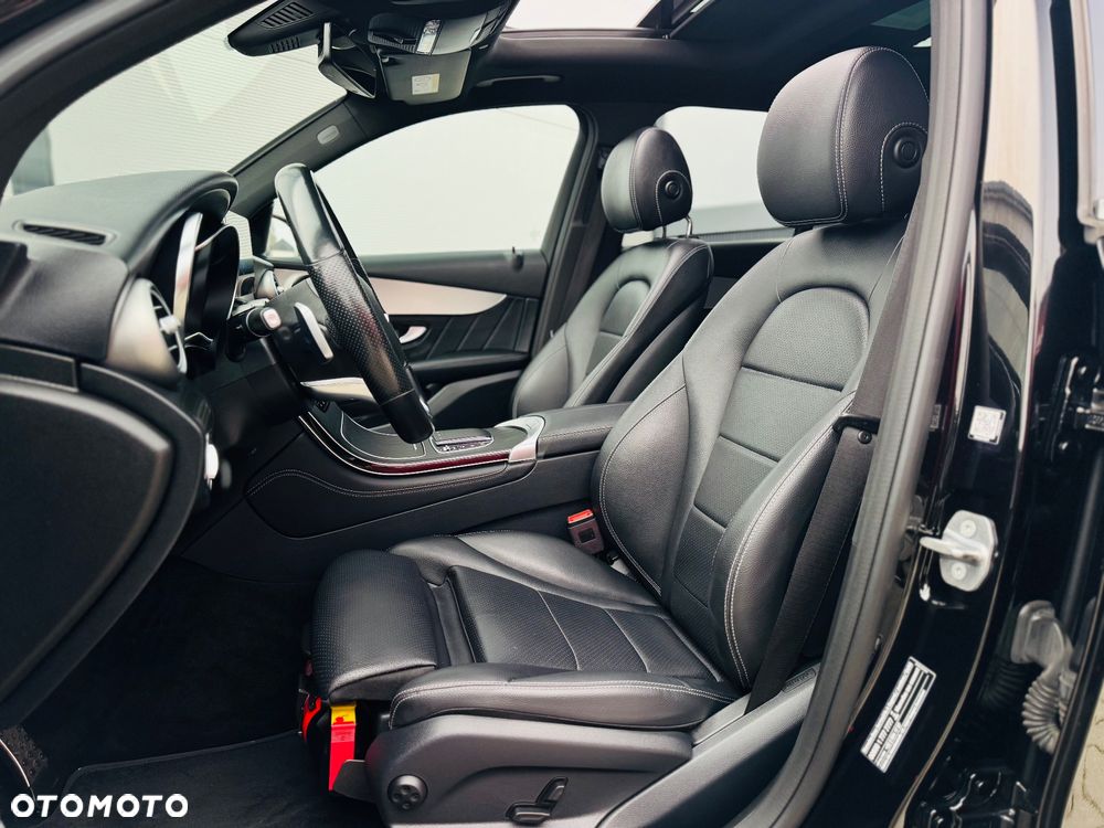 Mercedes-Benz GLC 220 d 4Matic 9G-TRONIC AMG Line - 34