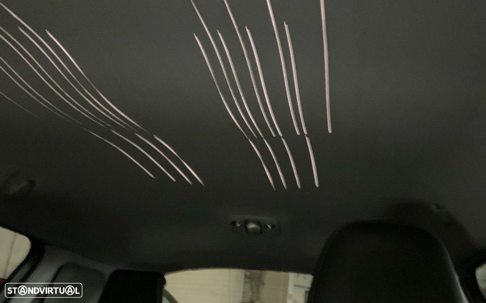 Peugeot 2008 1.2 PureTech Allure - 8