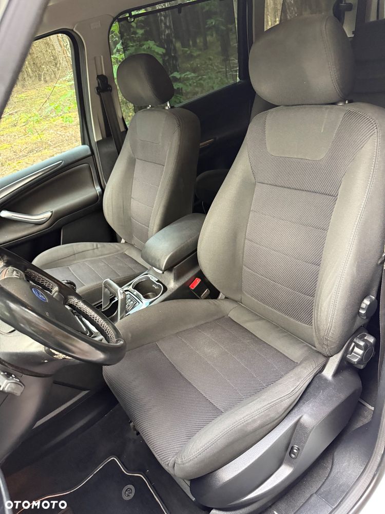 Ford Galaxy 2.0 TDCi Titanium - 29