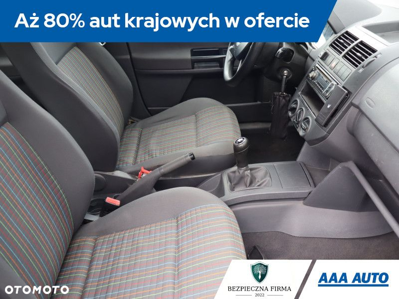 Volkswagen Polo - 10