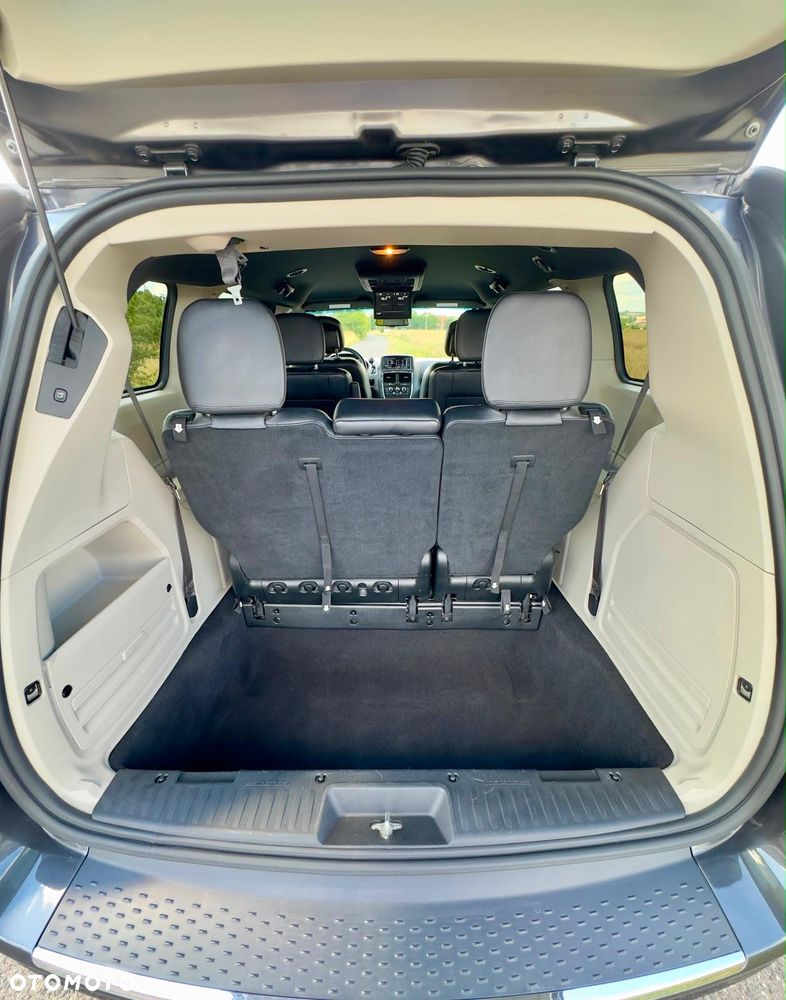 Dodge Grand Caravan 3.6 R/T - 24