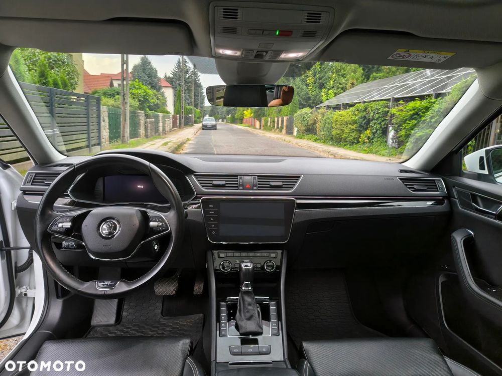 Skoda Superb 2.0 TDI DSG L&K - 7