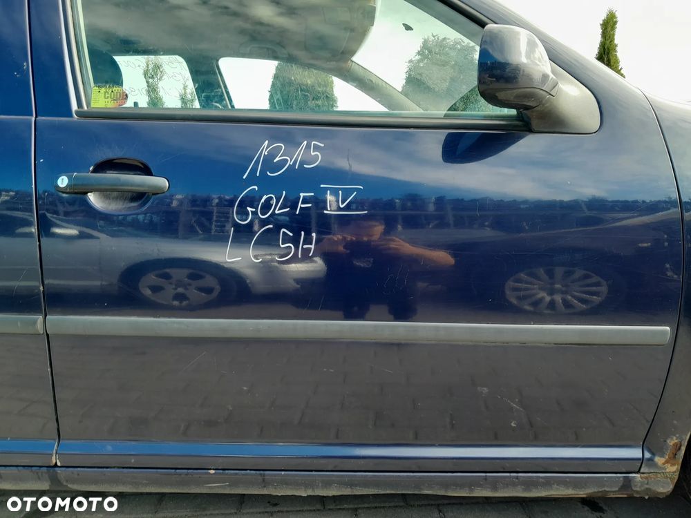 VW GOLF IV DRZWI PRAWE PRZEDNIE PRAWY PRZÓD KOLOR: LC5H - 1