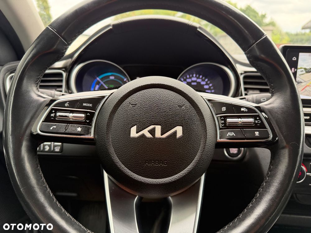 Kia Ceed 1.6 GDI DCT OPF Platinum Edition - 35