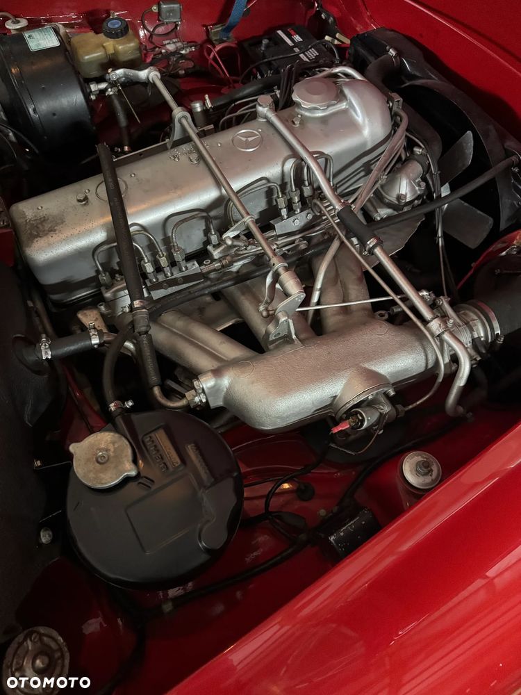 Mercedes-Benz SL - 38