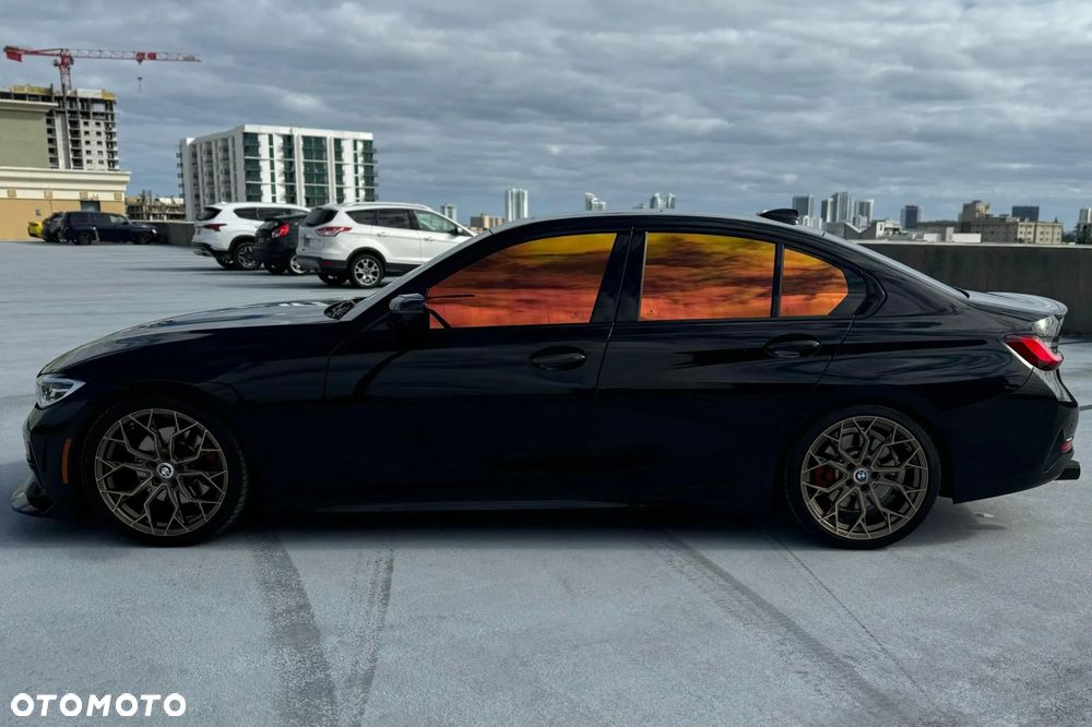 BMW Seria 3 330i Luxury Line sport - 12