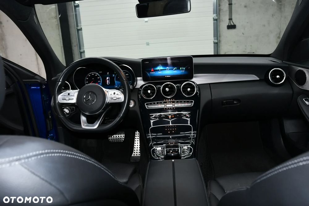 Mercedes-Benz Klasa C 300 d 4MATIC 9G-TRONIC - 19
