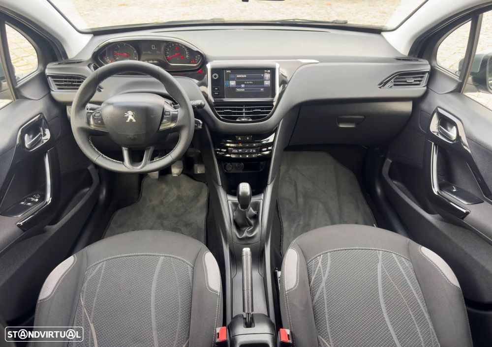 Peugeot 208 HDi 68 Access - 6