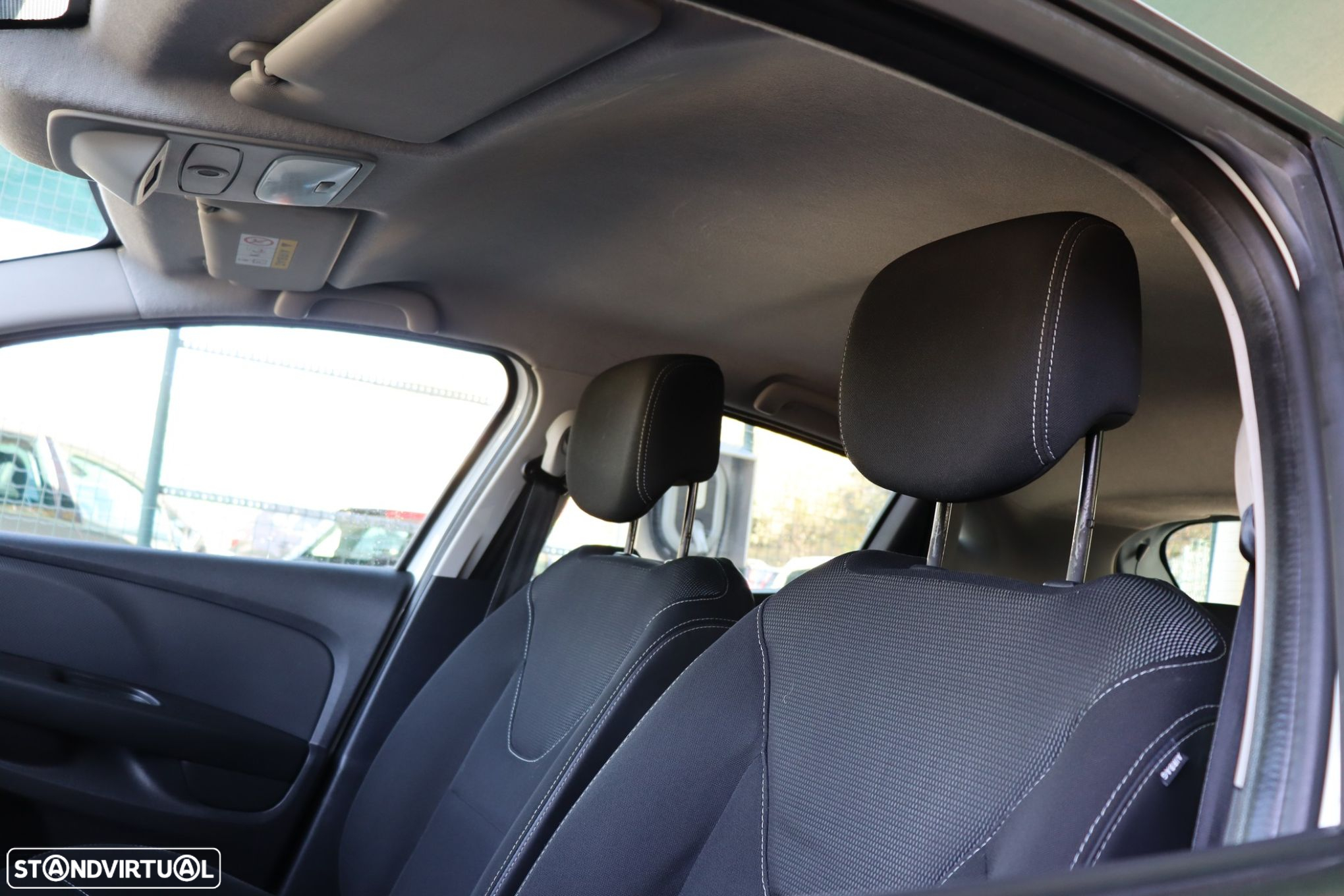 Renault Clio 1.5 dCi Zen - 11