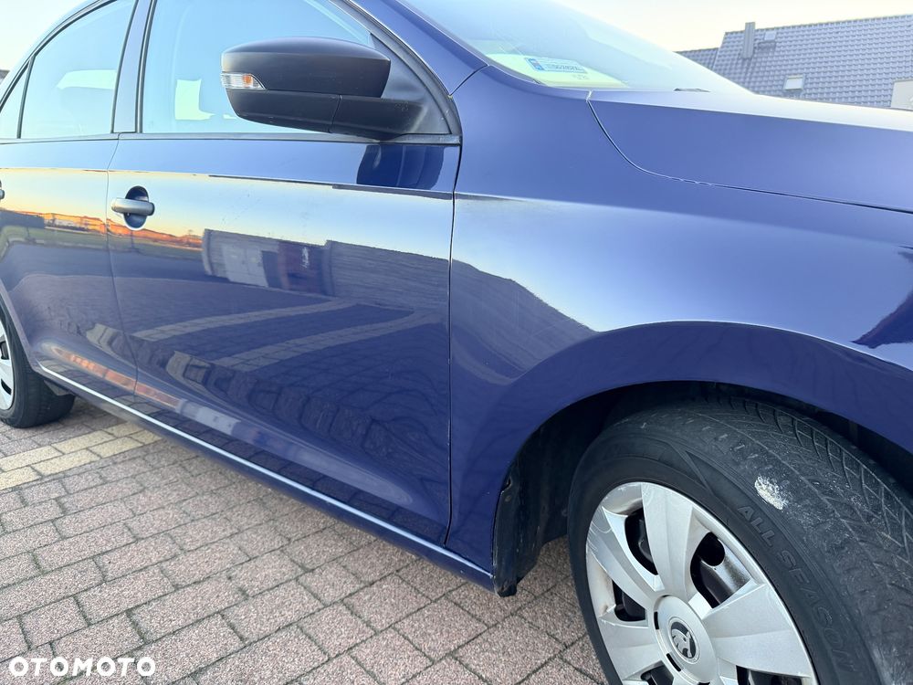 Skoda RAPID 1.0 TSI Active - 16