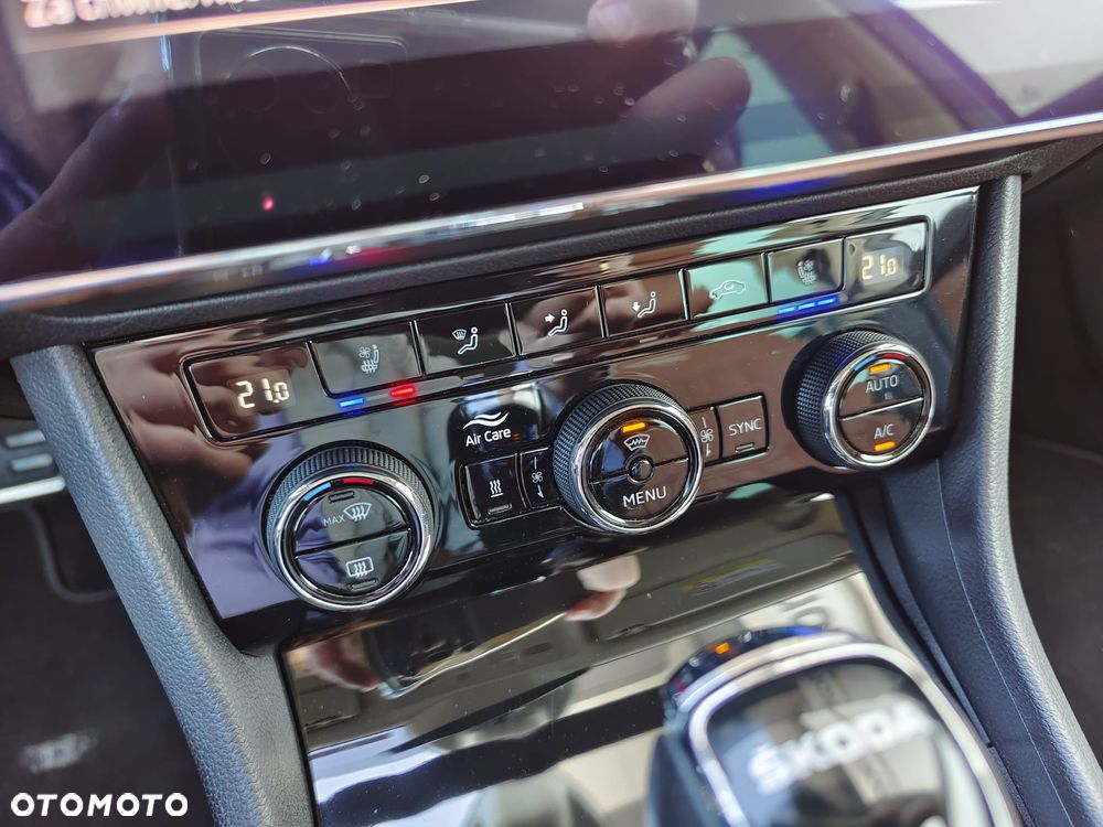 Skoda Superb 2.0 TSI 4x4 DSG L&K - 6