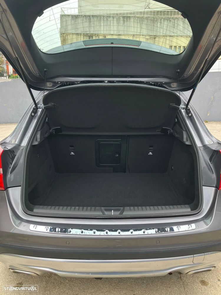 Mercedes-Benz GLA 200 - 26