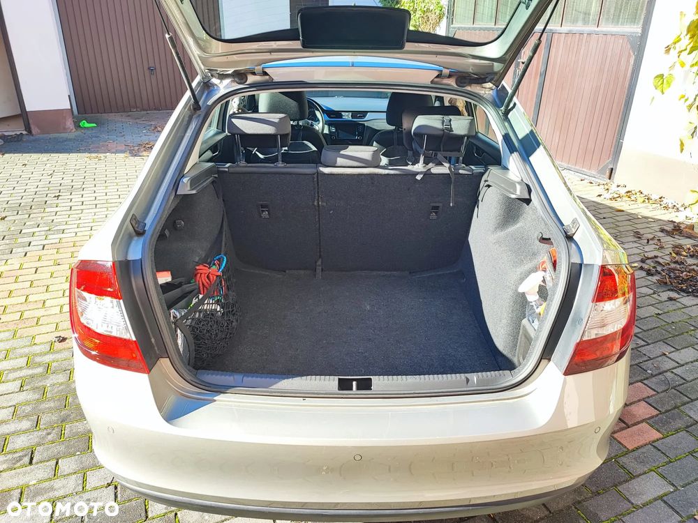 Skoda RAPID 1.0 TSI Style - 30