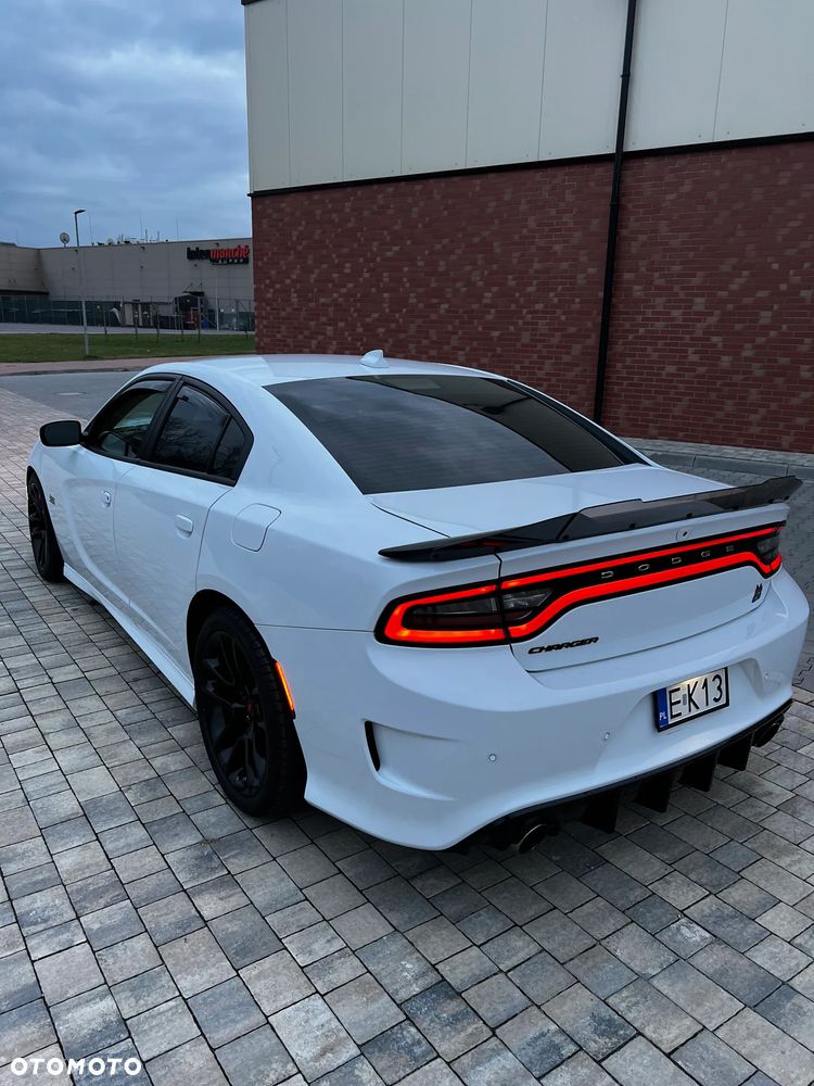 Dodge Charger 6.4 Scat Pack - 21