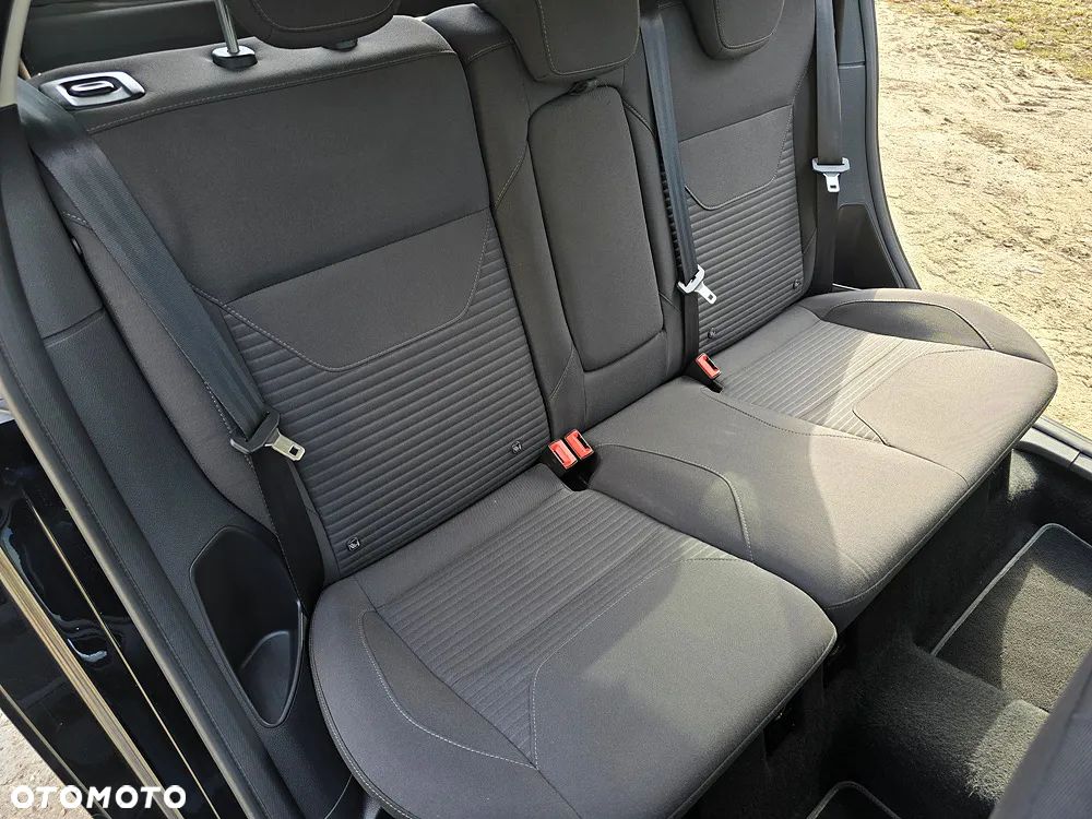 Ford Focus SW 1.5 EcoBlue SCR Titanium - 24