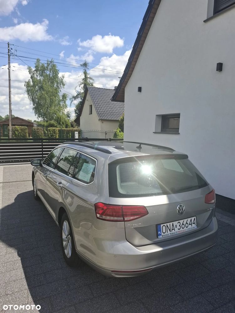 Volkswagen Passat 1.6 TDI (BlueMotion Technology) Comfortline - 4