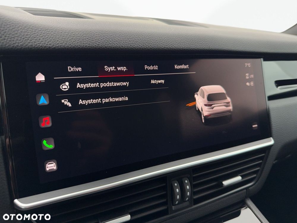 Porsche Cayenne - 25