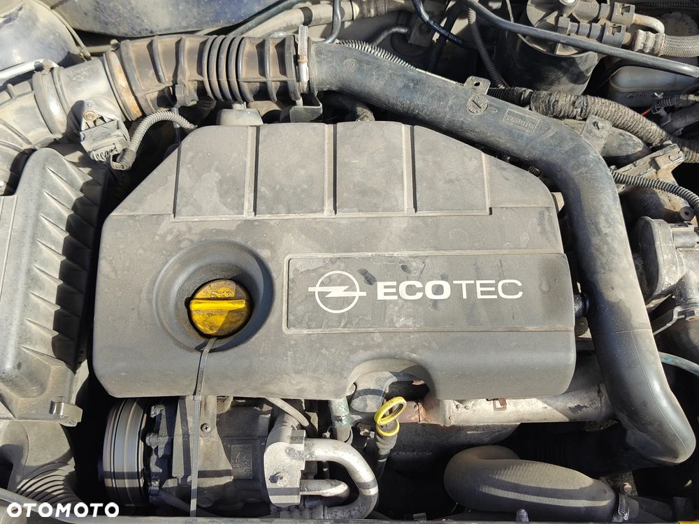 Opel Astra 1.7 CDTI DPF Sport - 19