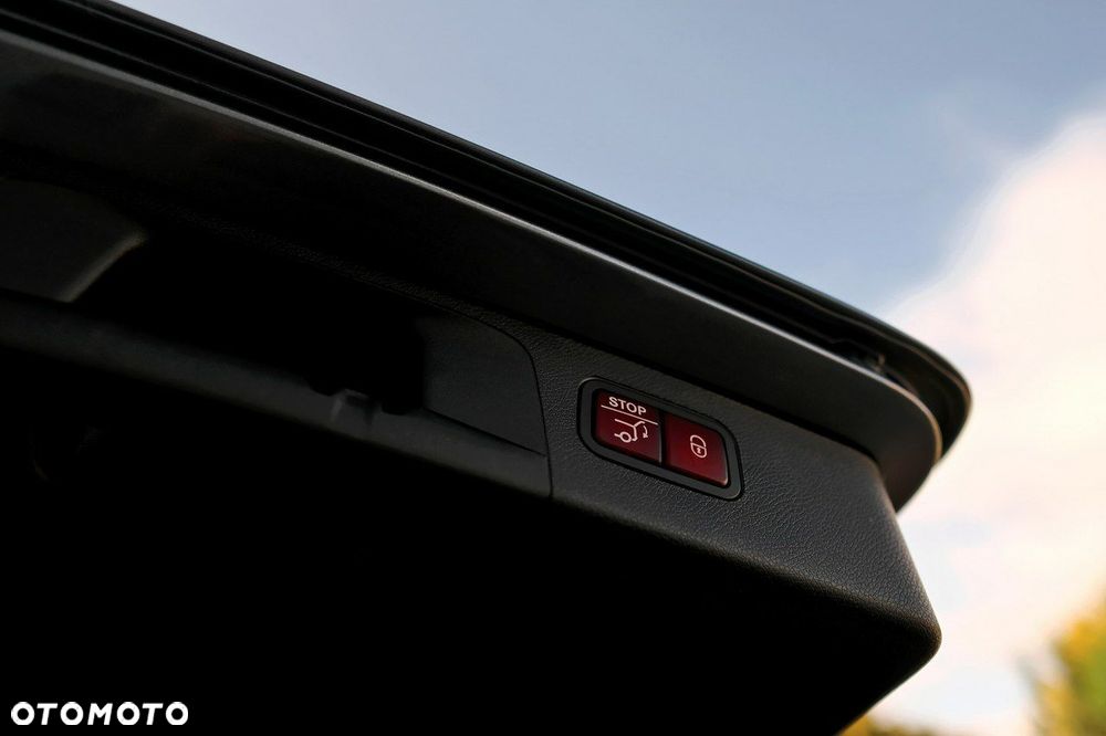 Mercedes-Benz Klasa E 450 4-Matic All-Terrain Exclusive - 17