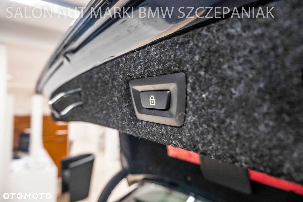 BMW Seria 5 520d xDrive Luxury Line - 28