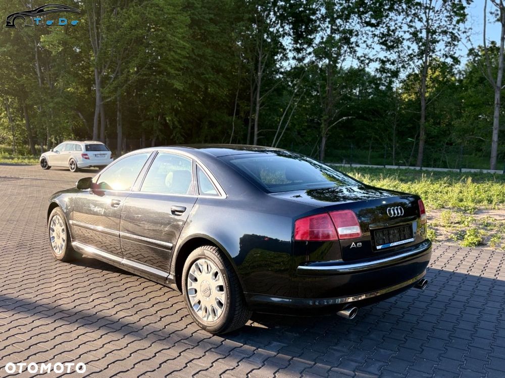 Audi A8 4.2 Quattro - 15