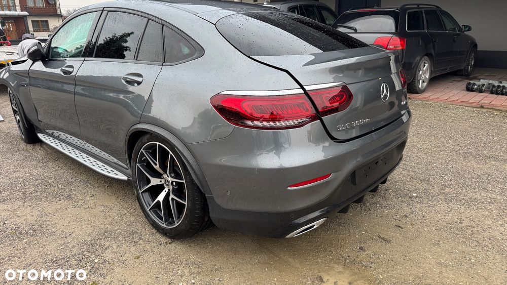 Mercedes-Benz GLC - 2