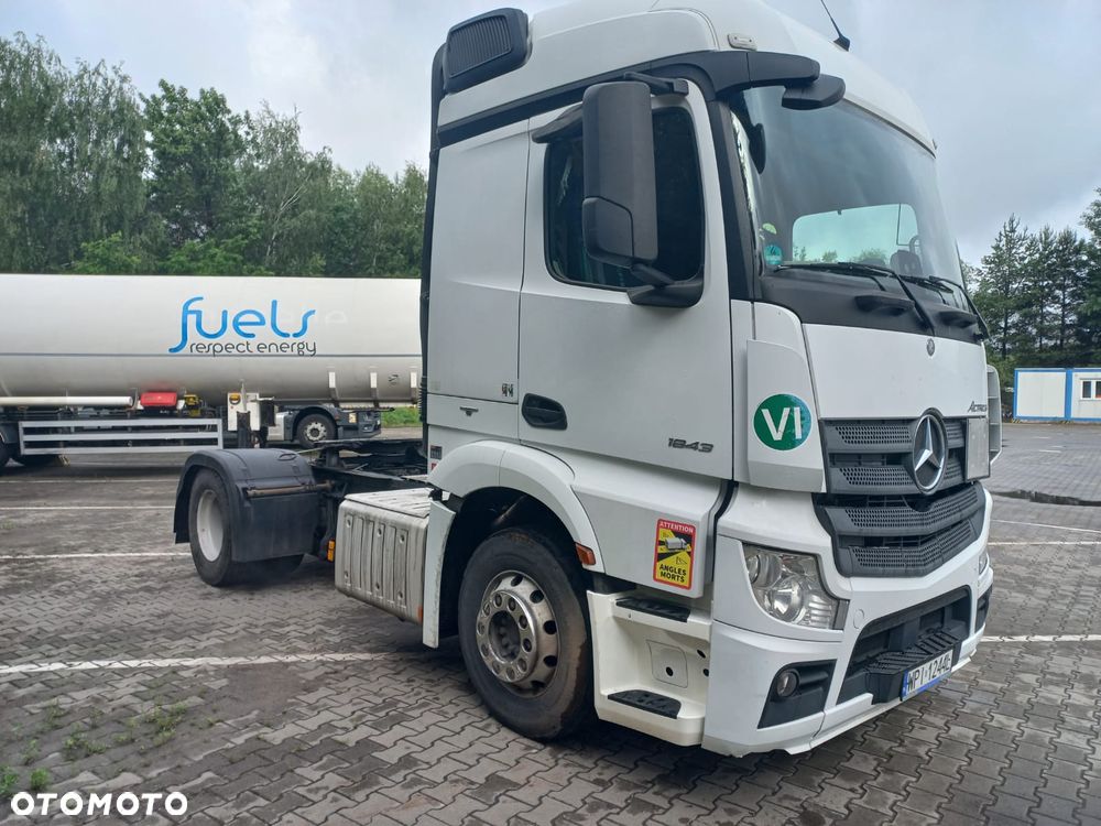 Mercedes-Benz Actros - 3