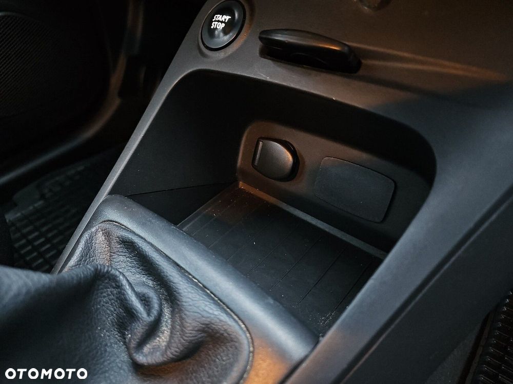 Renault Captur - 28