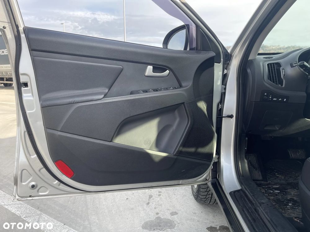 Kia Sportage 2.0 CRDI L - 10