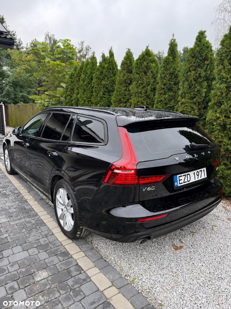 Volvo V60 B4 D Momentum - 26