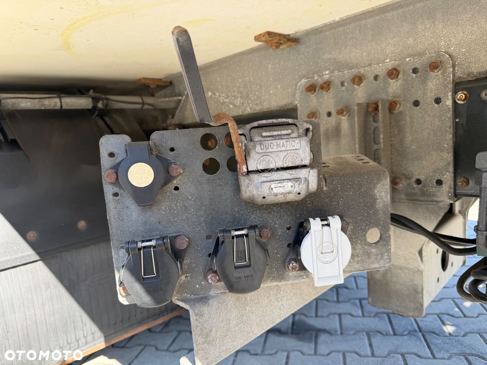 Iveco EUROCARGO - 28