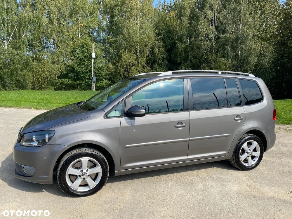 Volkswagen Touran 2.0 TDI DPF Highline DSG - 2