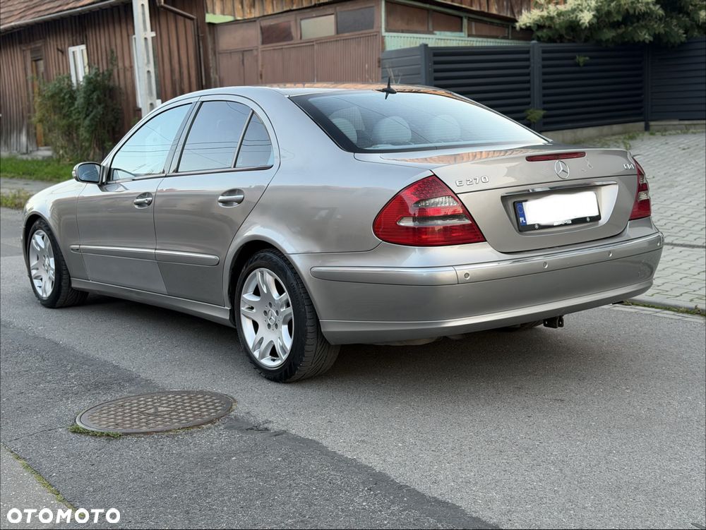 Mercedes-Benz Klasa E - 4