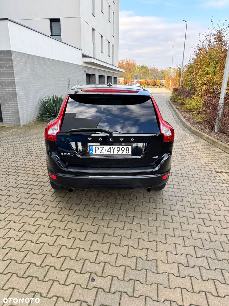 Volvo XC 60 3.2 AWD Kinetic - 4