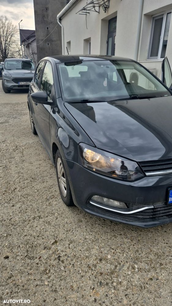 Volkswagen Polo - 1