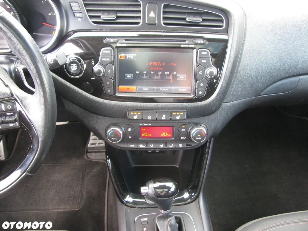Kia Ceed 1.6 GDI DCT Platinum Edition - 23