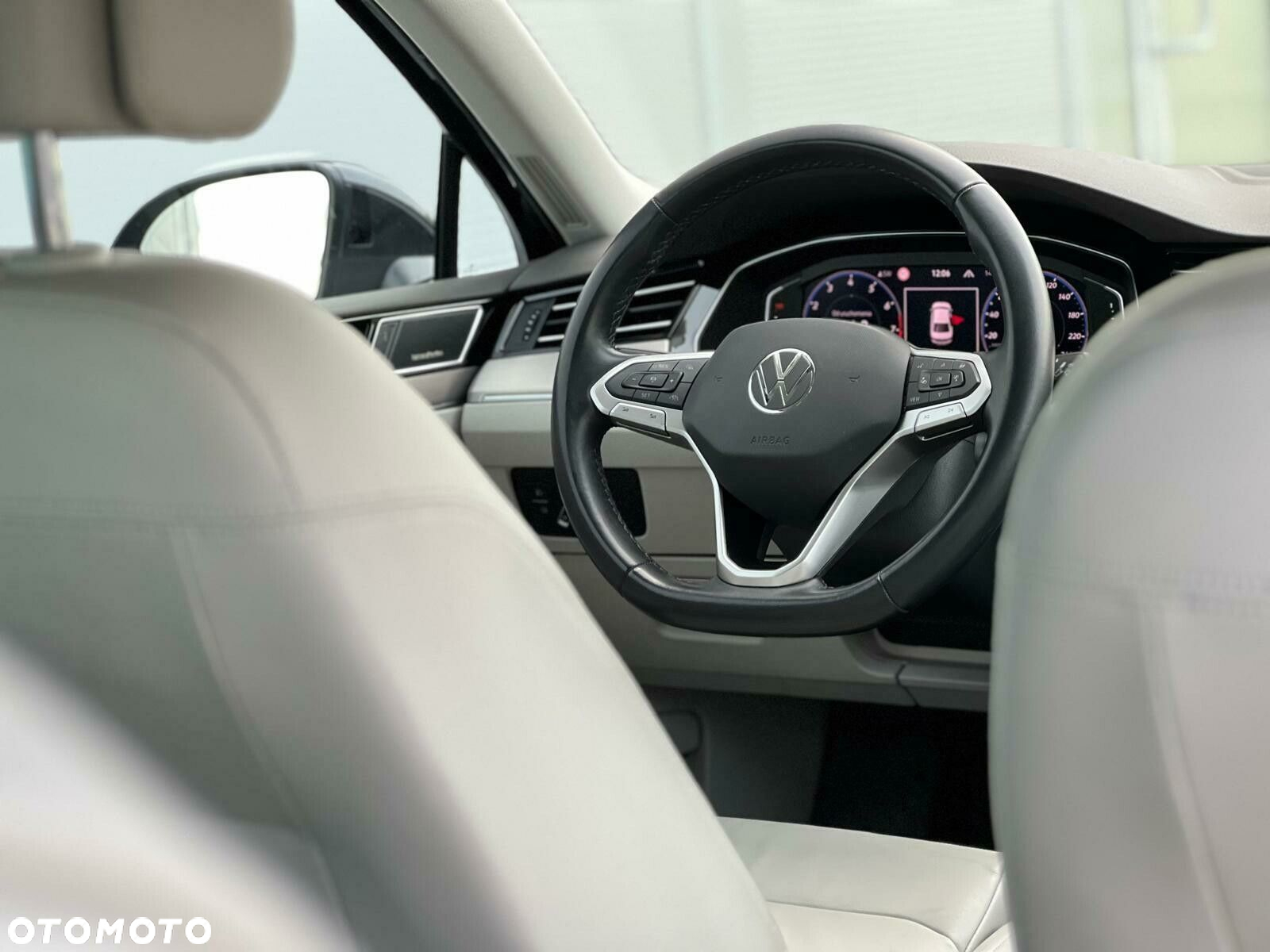 Volkswagen Passat 2.0 TSI Elegance DSG - 21