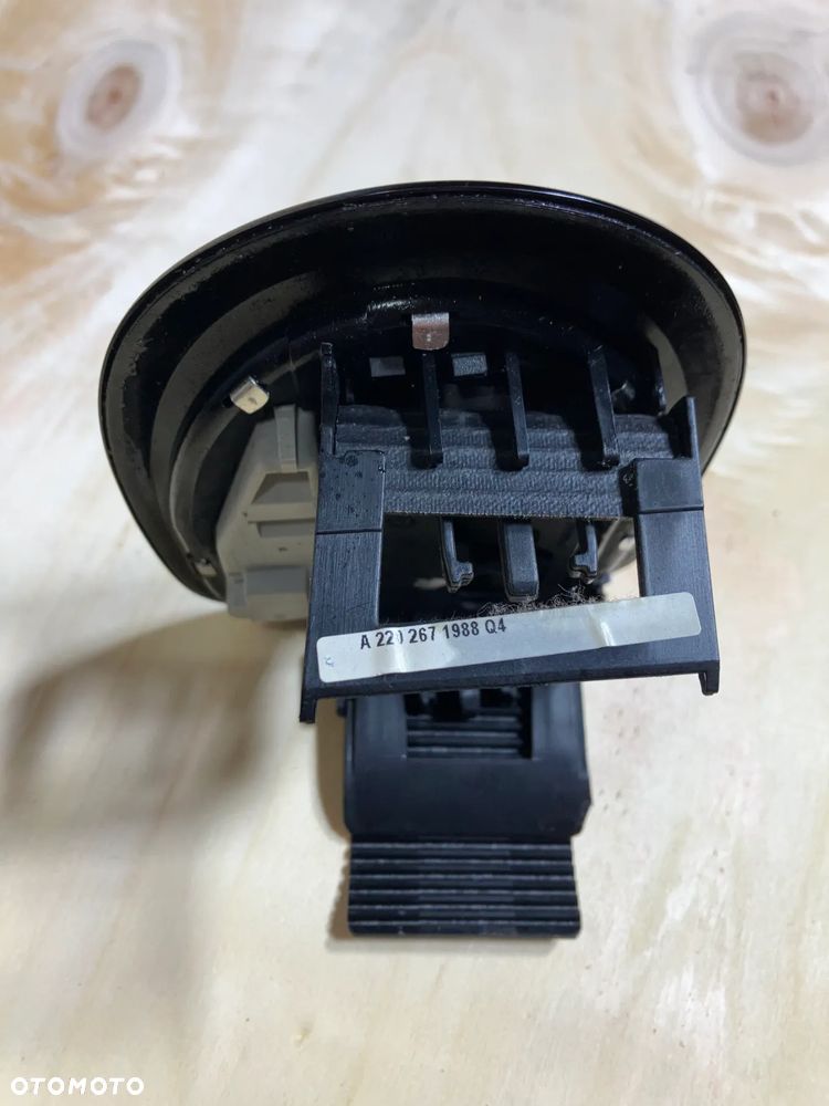 OSŁONA WYBIERAKA MERCEDES W220 LIFT SKRZYNI BIEGÓW GAŁKA OSŁONA MASKOWNICA ROLETKA A2202671988 - 2