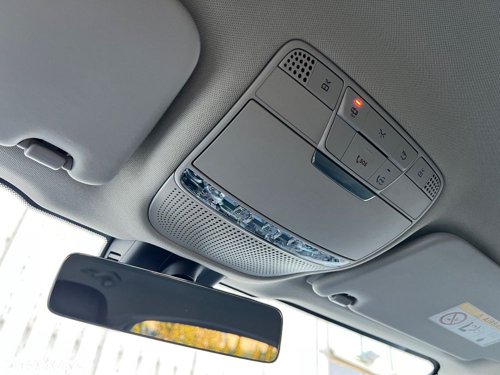 Mercedes-Benz GLC 200 4Matic 9G-TRONIC AMG Line - 37