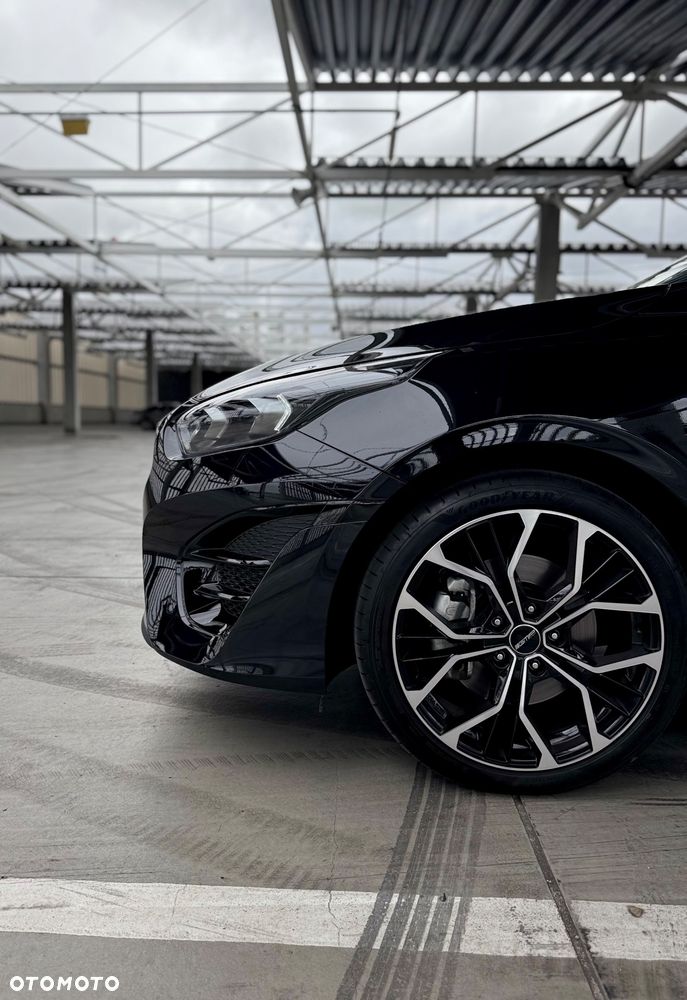 Kia ProCeed - 15
