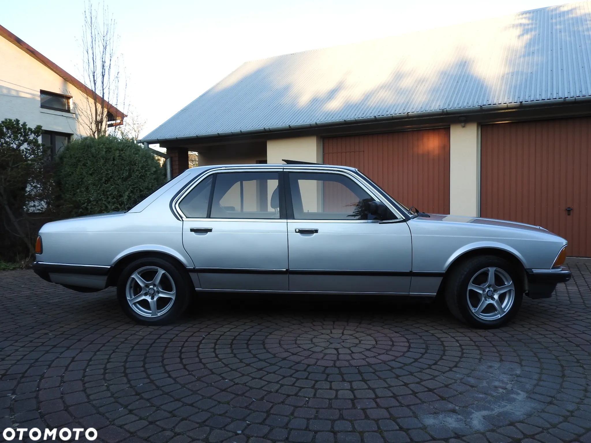 BMW Seria 7 - 10
