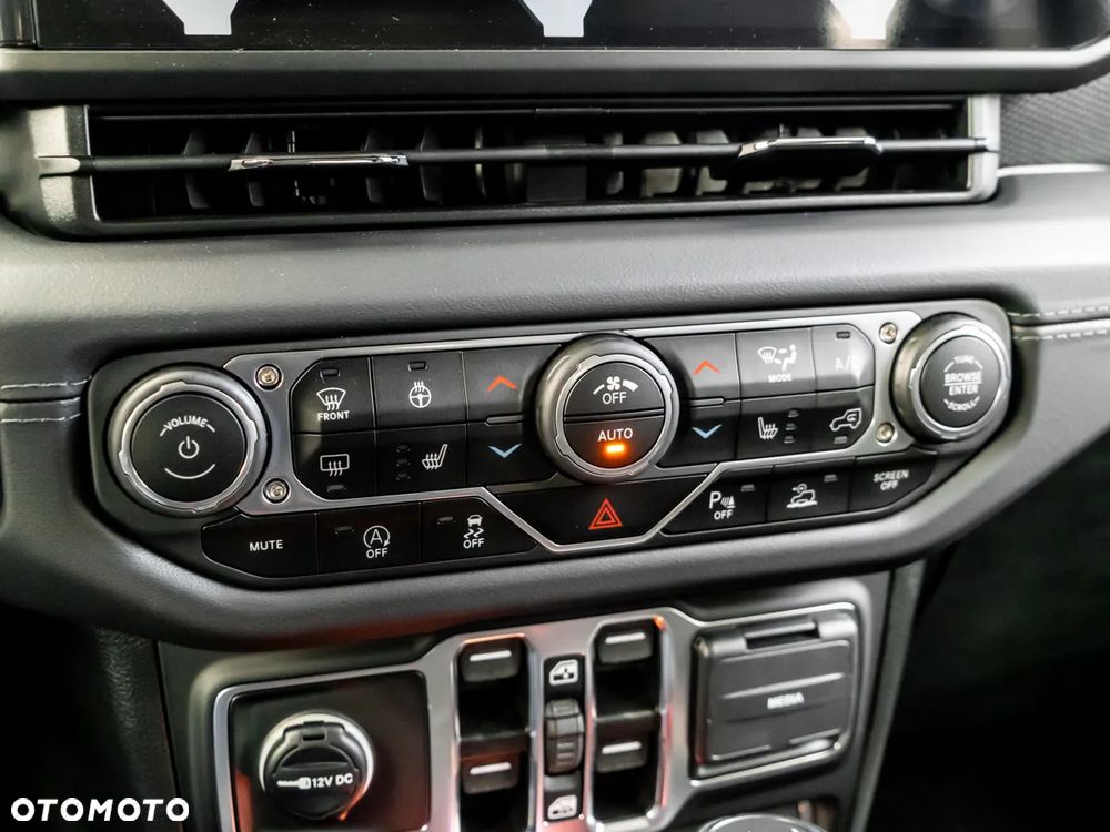 Jeep Wrangler Unlimited GME 2.0 Turbo Rubicon - 30