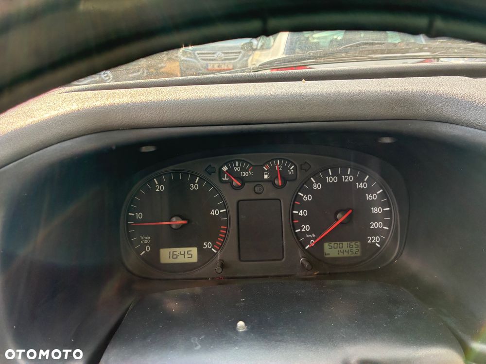 Volkswagen Transporter - 14