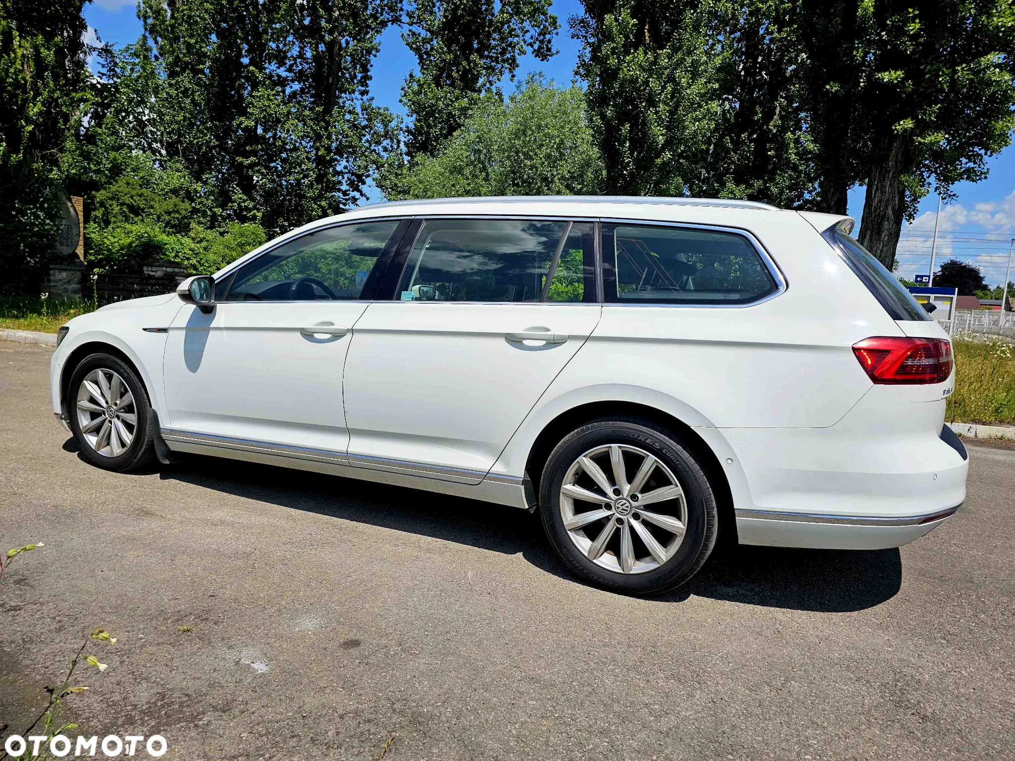 Volkswagen Passat Variant 2.0 TDI SCR 4Motion DSG Highline - 6
