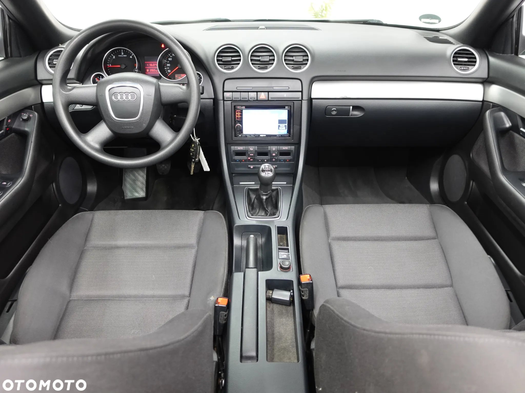 Audi A4 Cabriolet 2.0 TDI DPF - 31