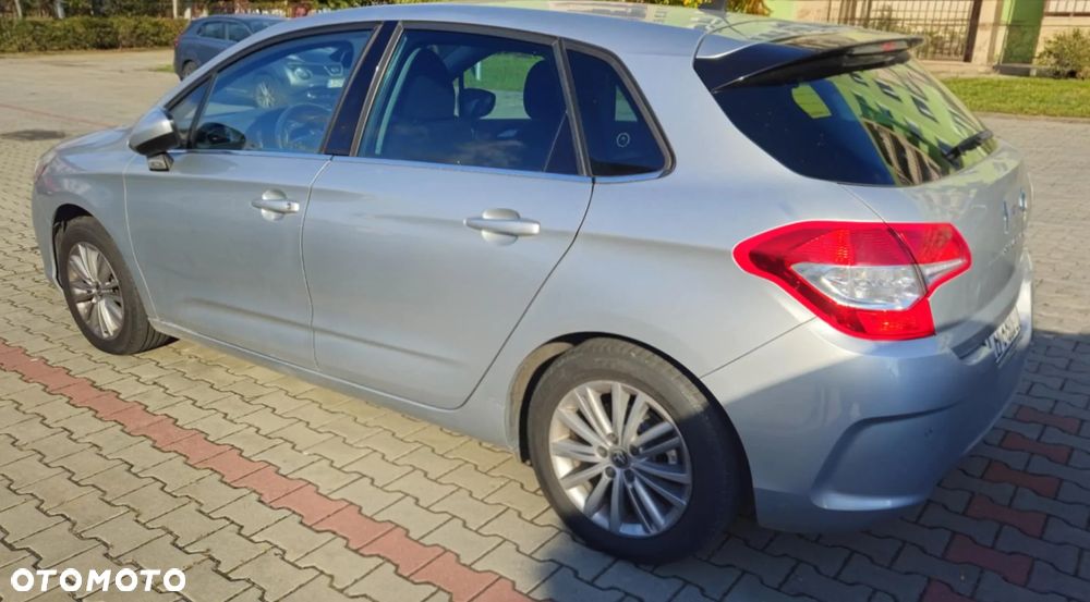 Citroën C4 1.6 HDi Seduction - 4