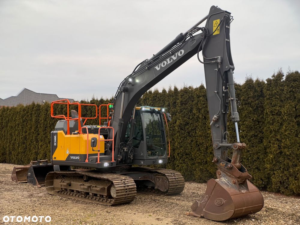 Volvo EC 140 EL - 7